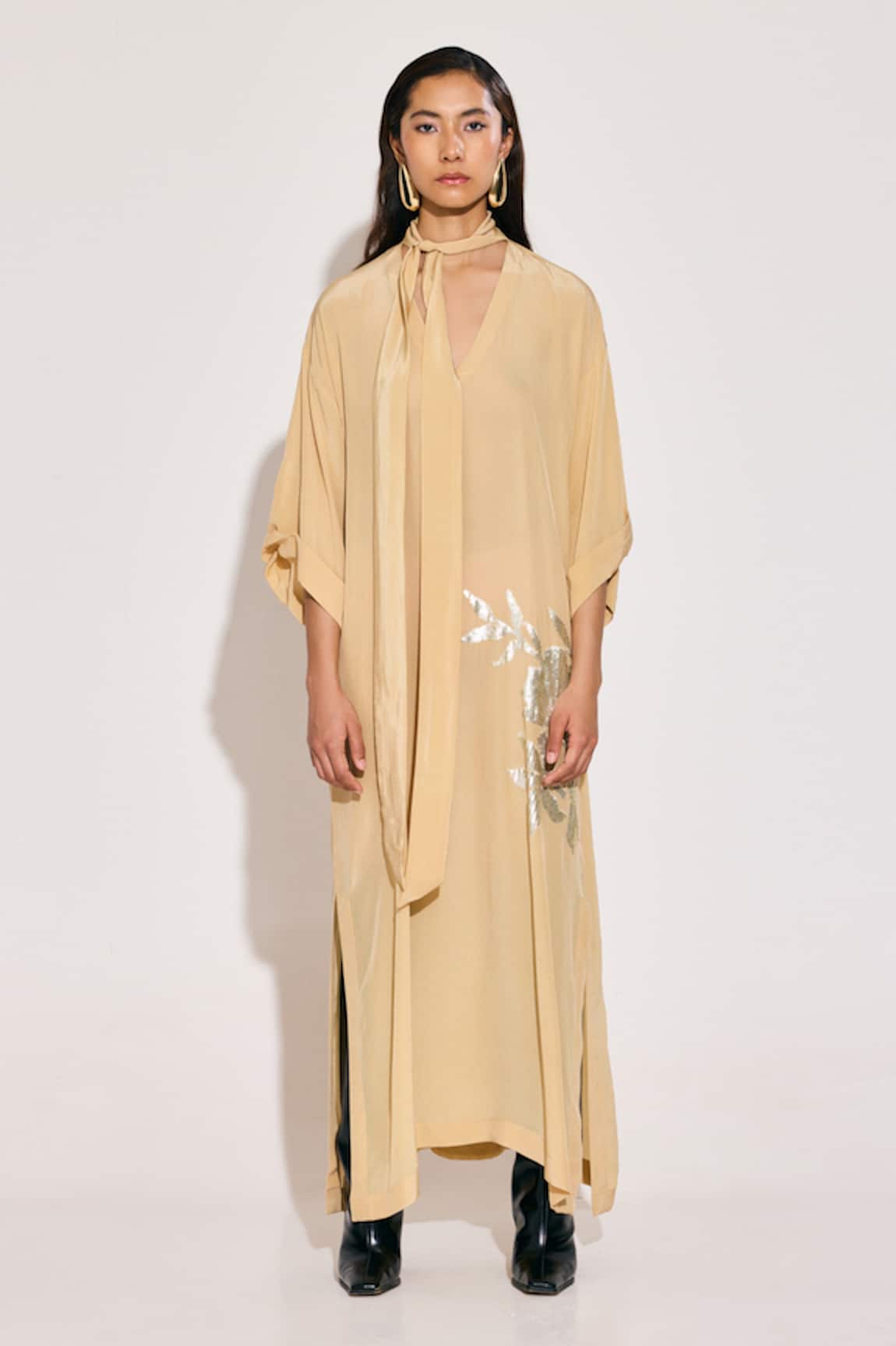 TWINKLE HANSPAL Bloom Foil Print Kaftan 