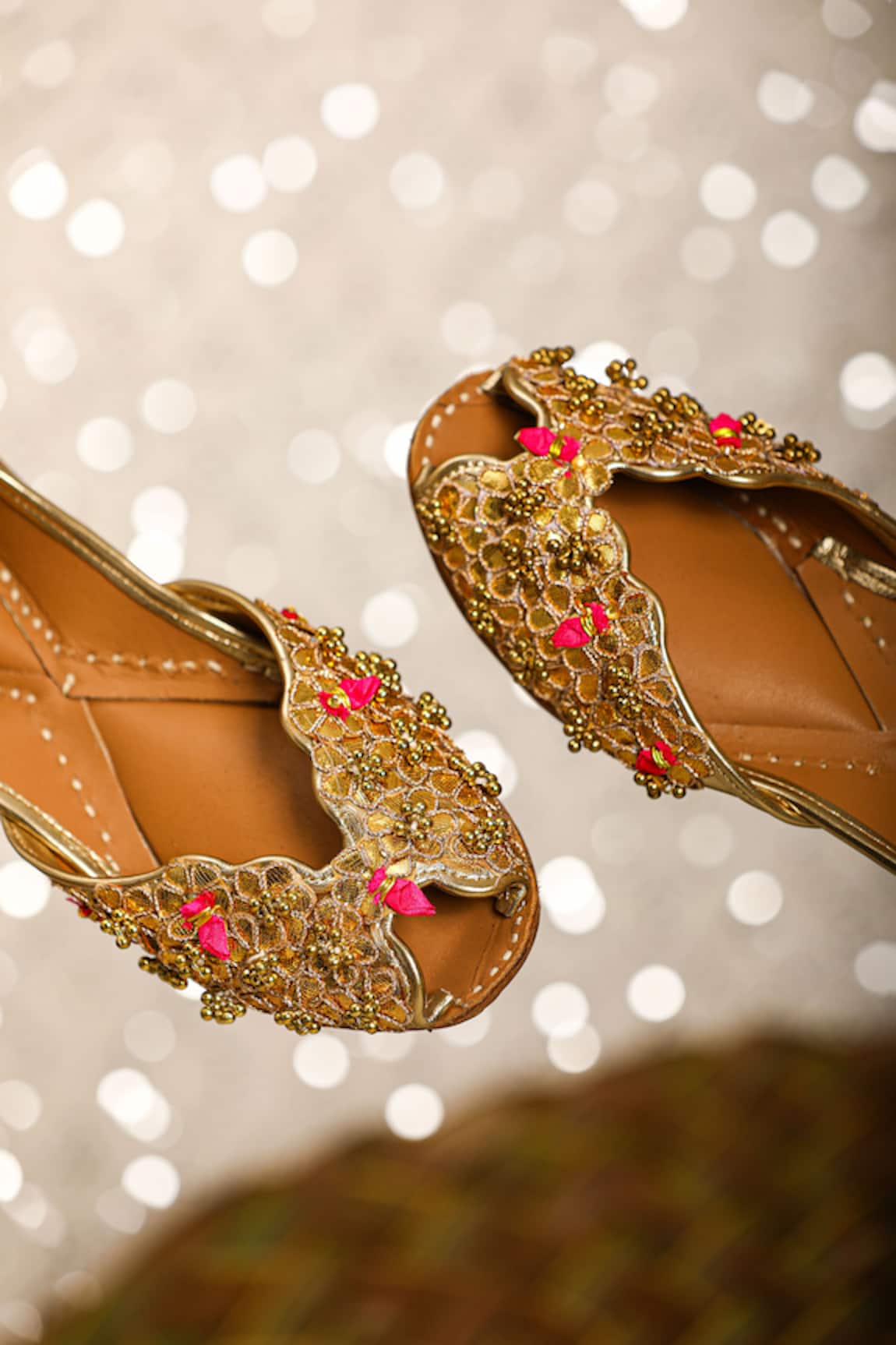 5elements Gota Embellished Gold Juttis 