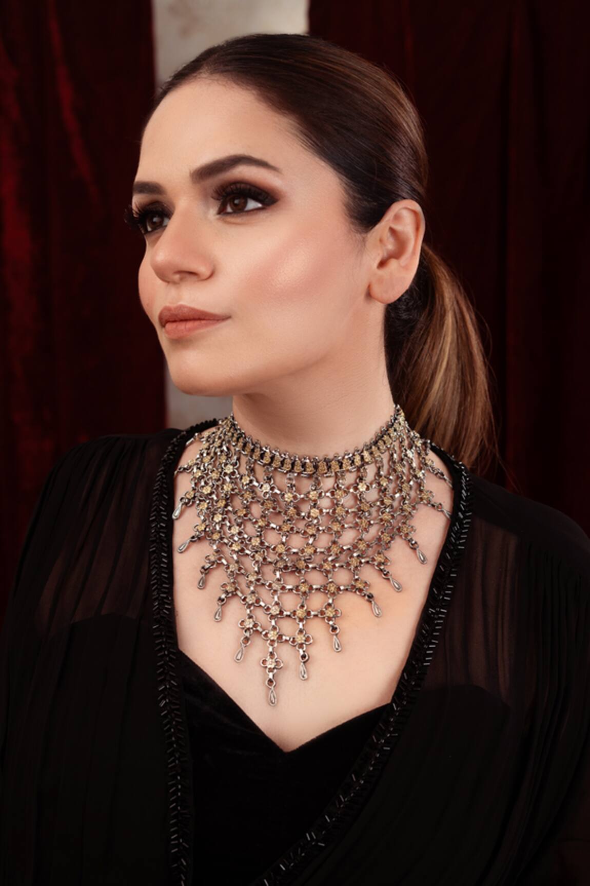 Anana Floral Motif Jaal Choker 
