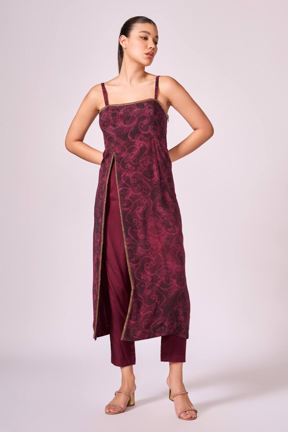 Koswi Floral Print Slit Kurta With Pant