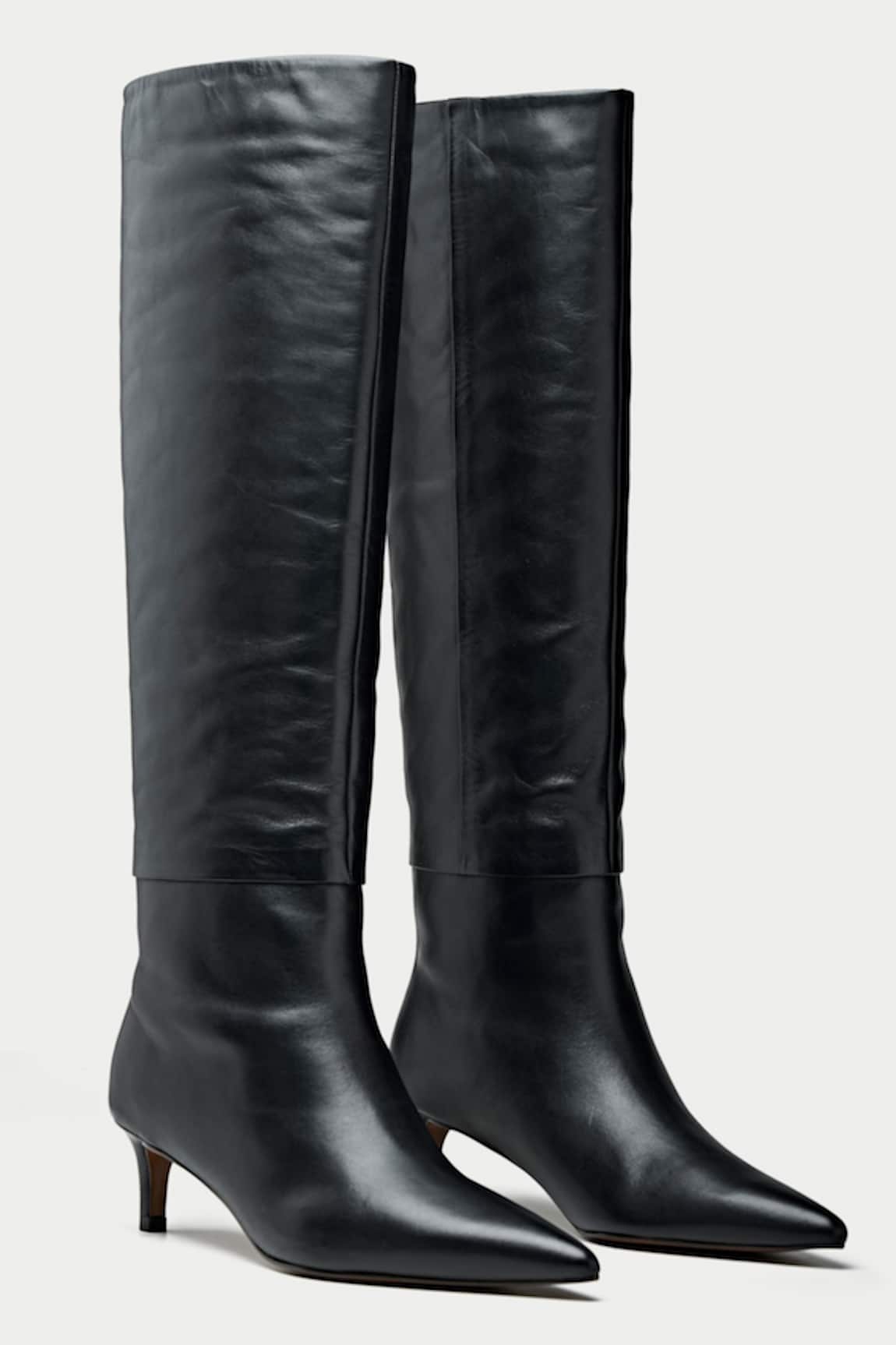 Oroh Black Genuine Leather Pointed Toe Boots 