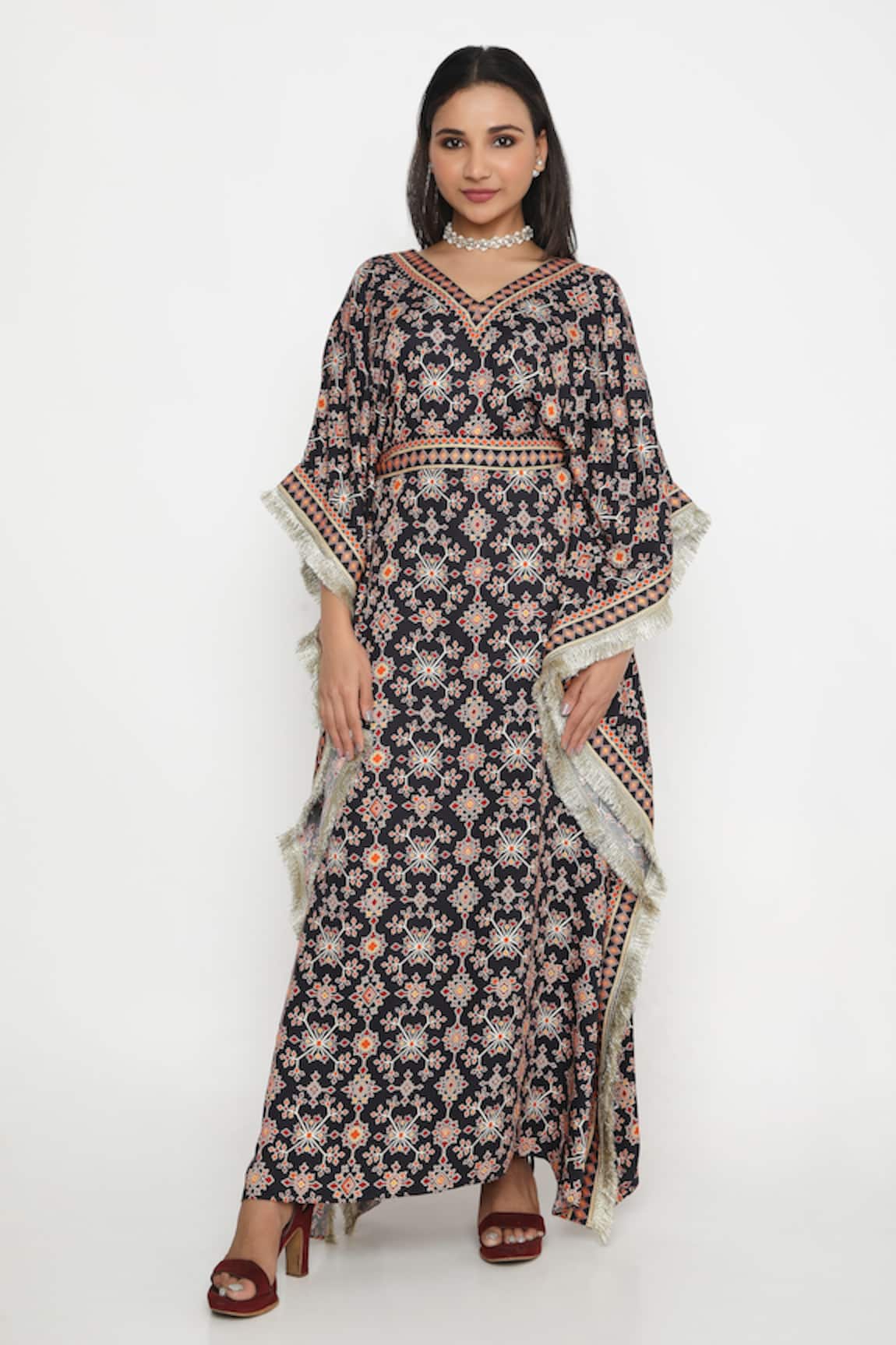 Neha Mehra Geometric Bloom Print Kaftan With Belt