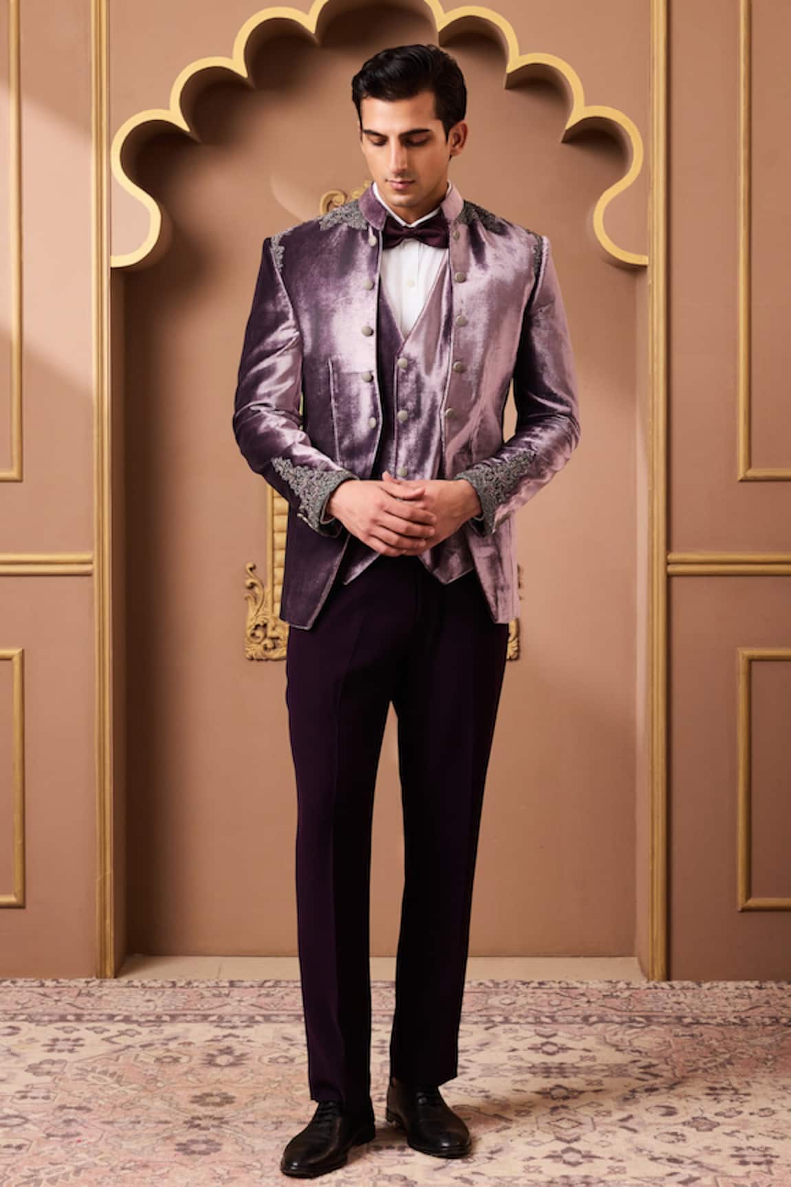 Histori Zardozi Embroidered Velvet Suit Set 