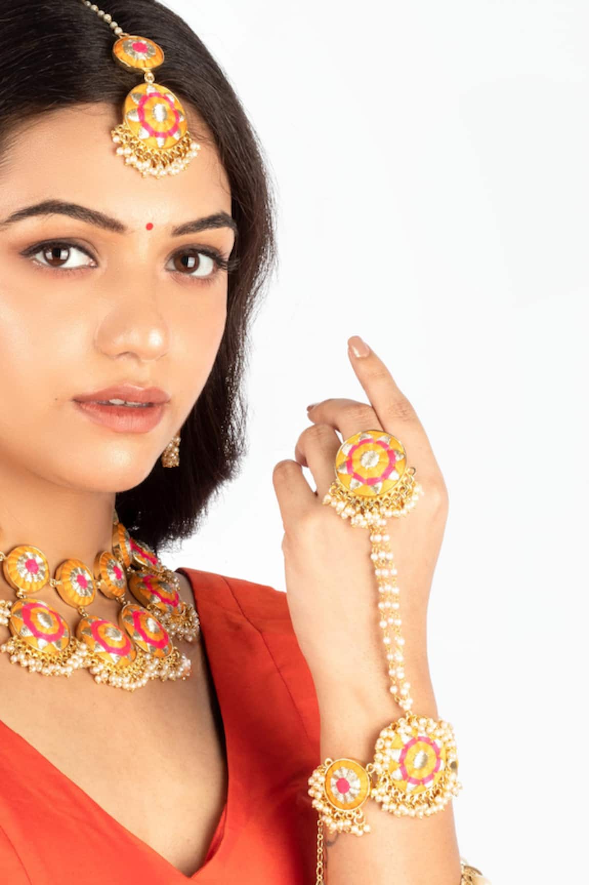 Bauble Bazaar Floral Thread Embroidered Hand Harness