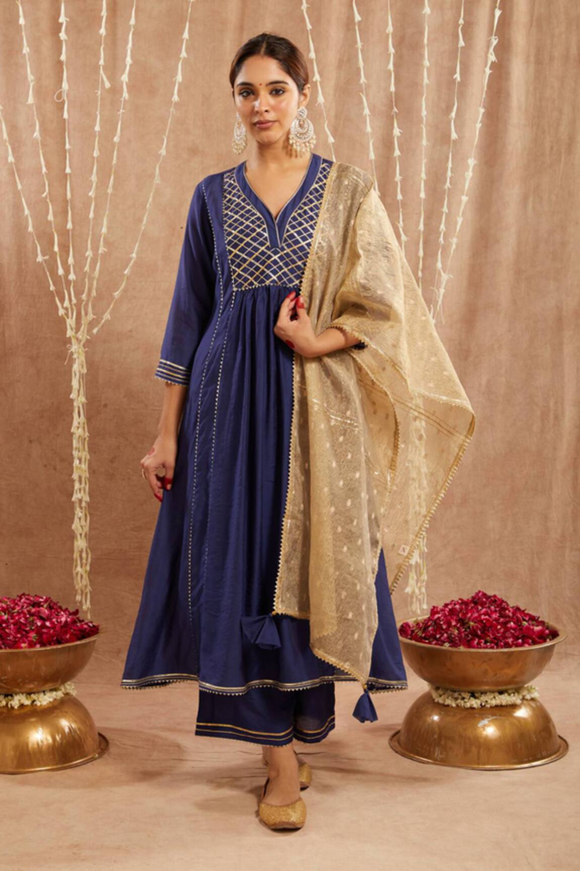 Nero India Gota Embellished Blue Kurta & Pant Set 