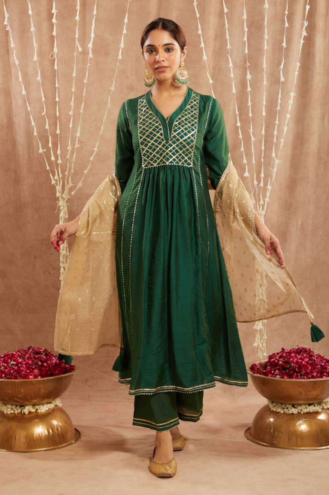 Nero India Embellished Gota Yoke Kurta Set 