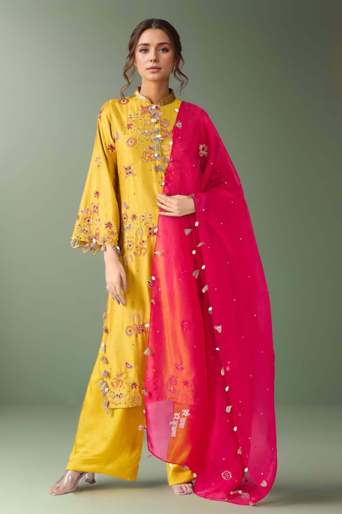 Samyukta Singhania Temple Motif Embroidered Kurta Set 