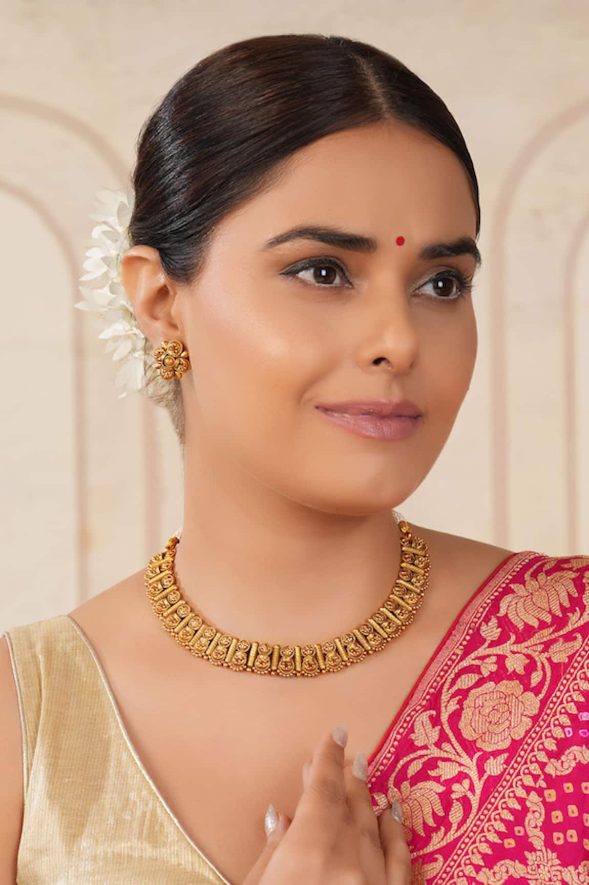 Smars Jewelry Gold Carved Floral Bud Choker Set 