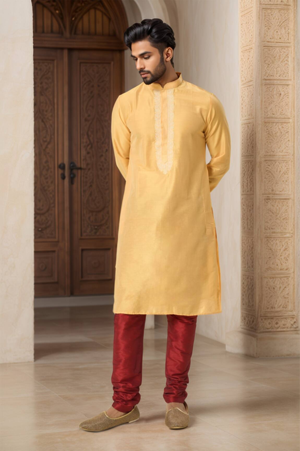 Samyukta Singhania Thread Embroidered Placket Kurta Set 