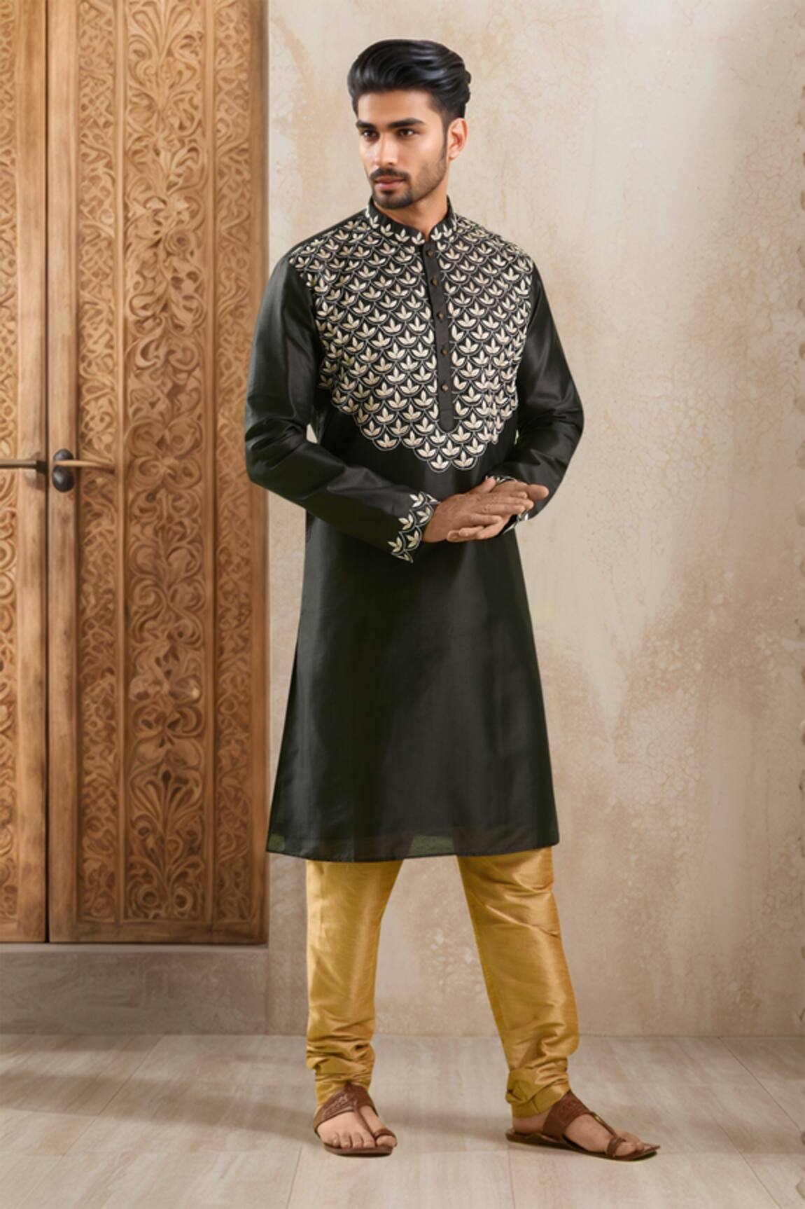 Arihant Rai Sinha Leaf Embroidered Kurta Set 