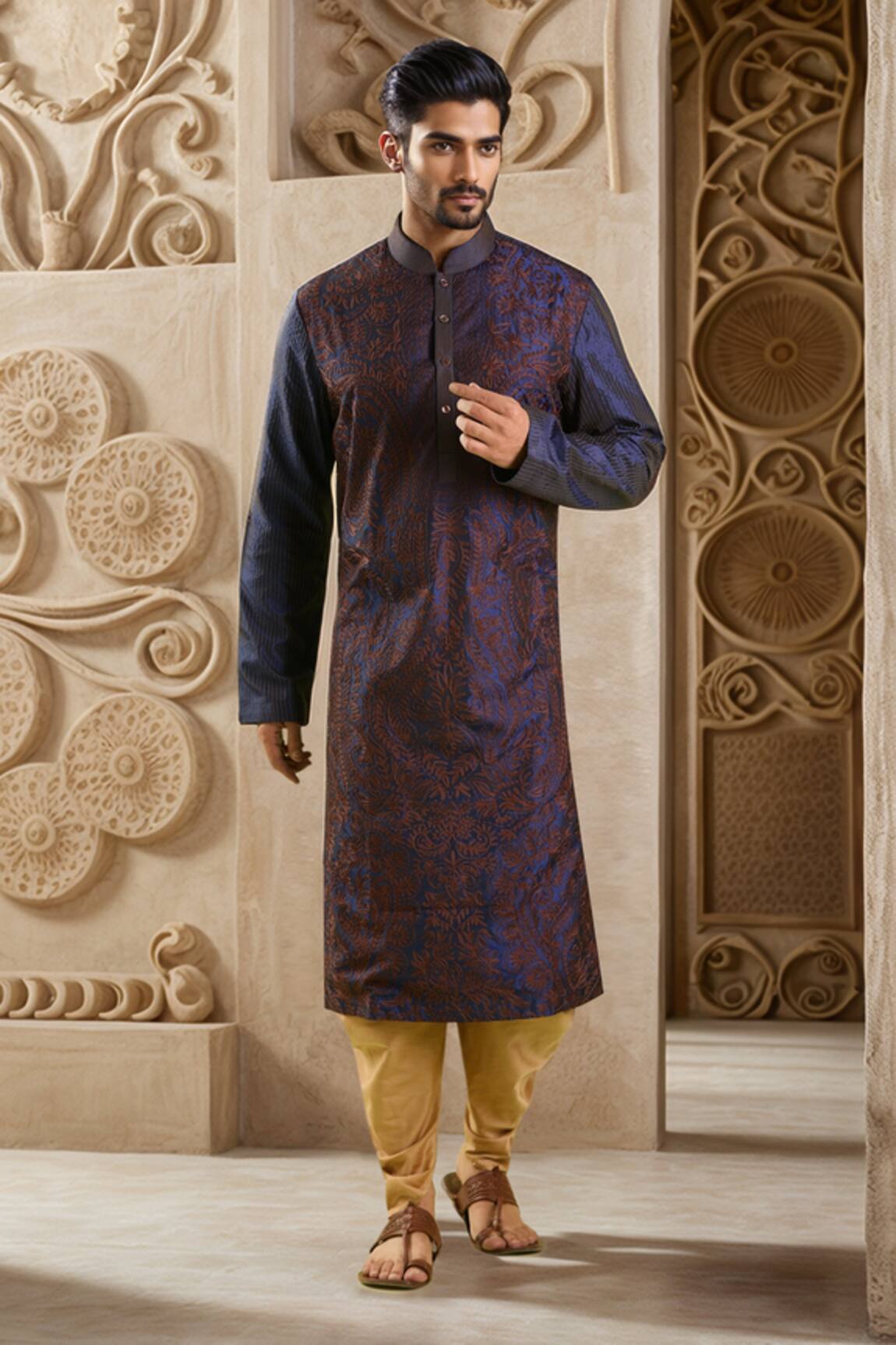 Samyukta Singhania Aari Embroidered Kurta Set 
