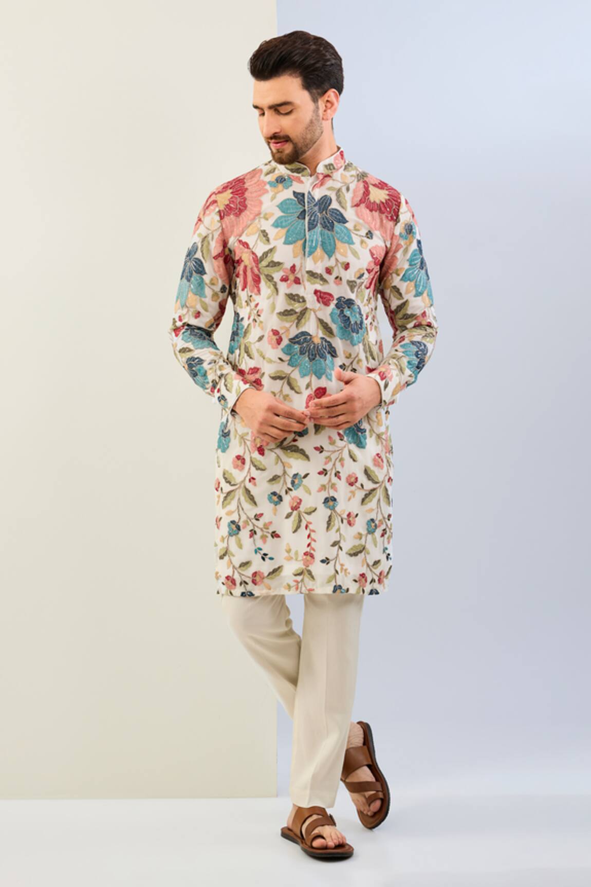 Rabani & Rakha Floral Thread Embroidered Kurta Set