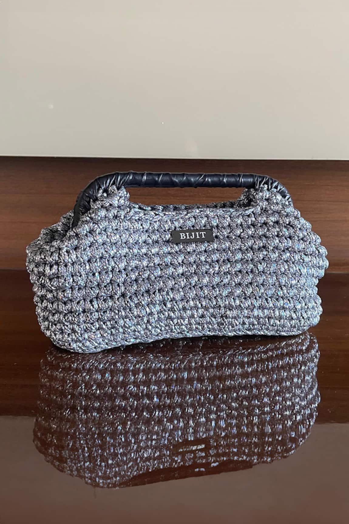 BIJIT Snake Skin Handbag with Knotted Texture 