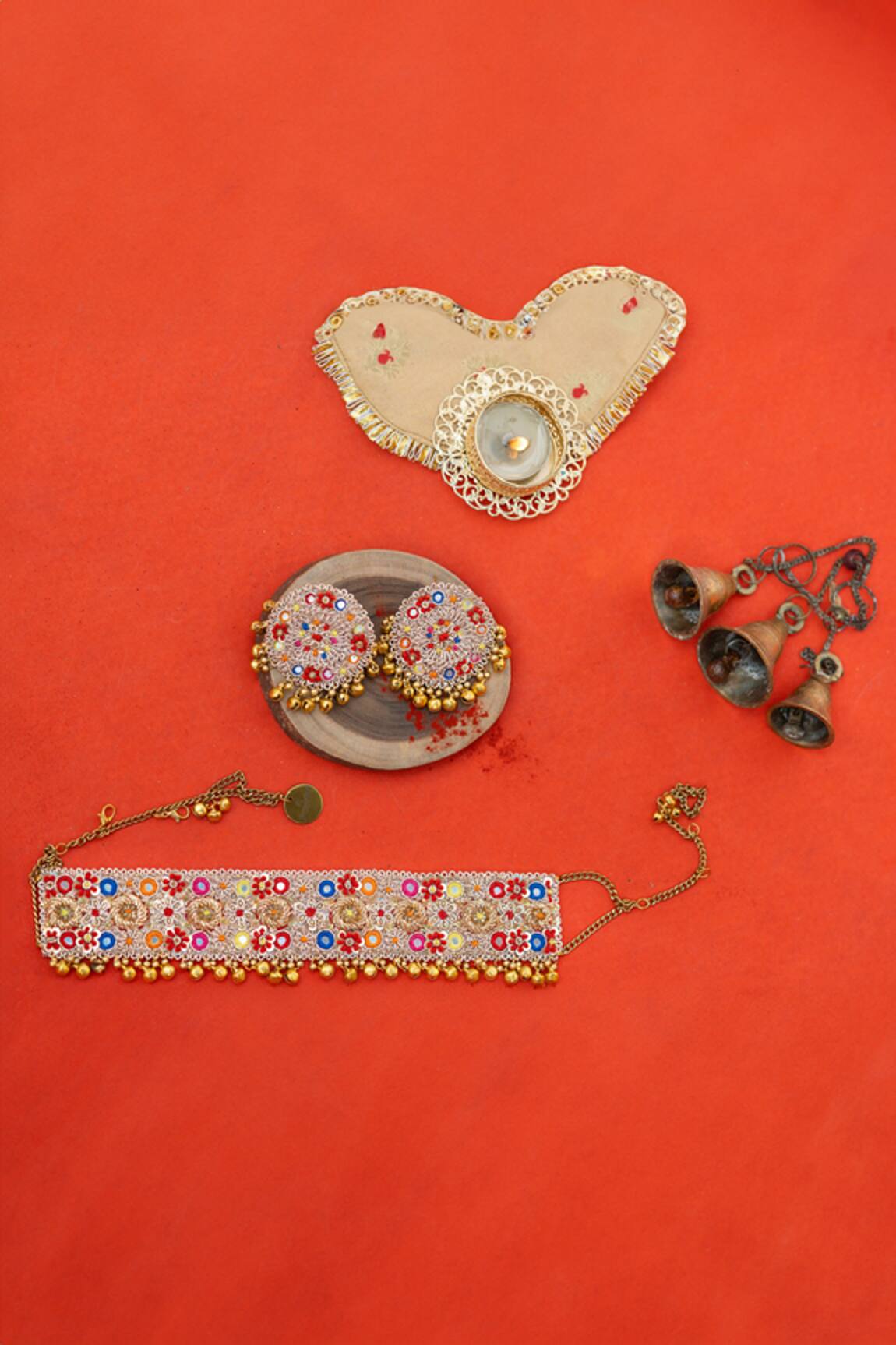 Kanyaadhan By Dhirajaayushi Blossom Embroidered Choker Necklace Set 