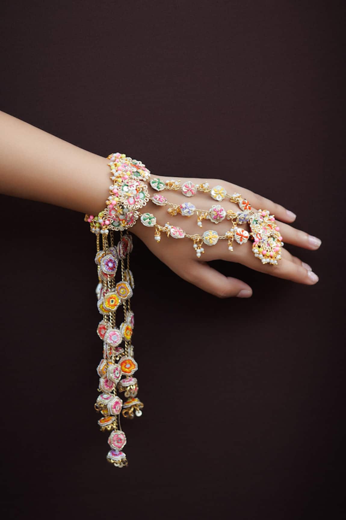 Kanyaadhan By Dhirajaayushi Gul Vine Multi Color Haathphool Set