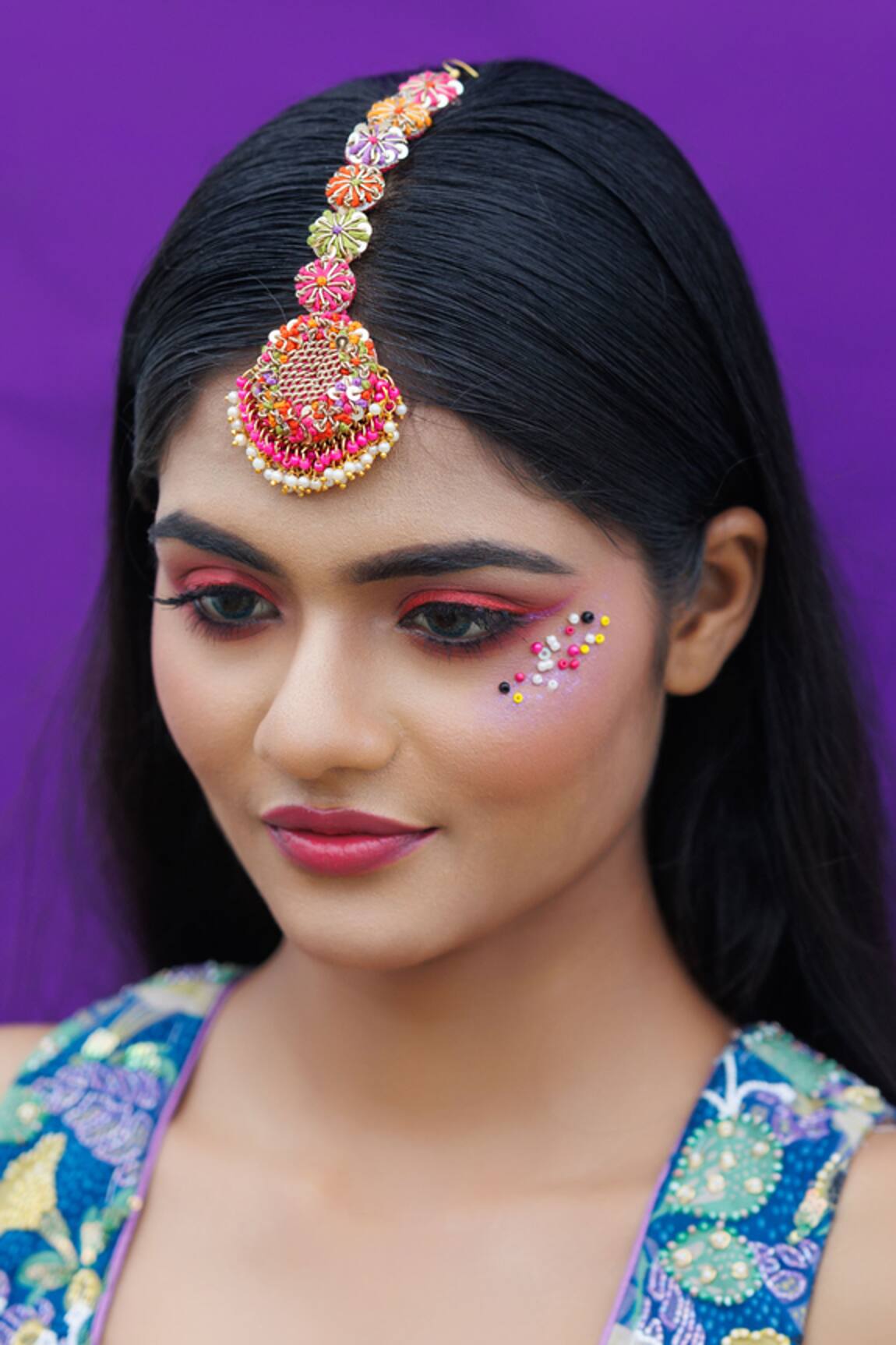 Kanyaadhan By Dhirajaayushi Floral Embroidered Earring & Mangtikka Set