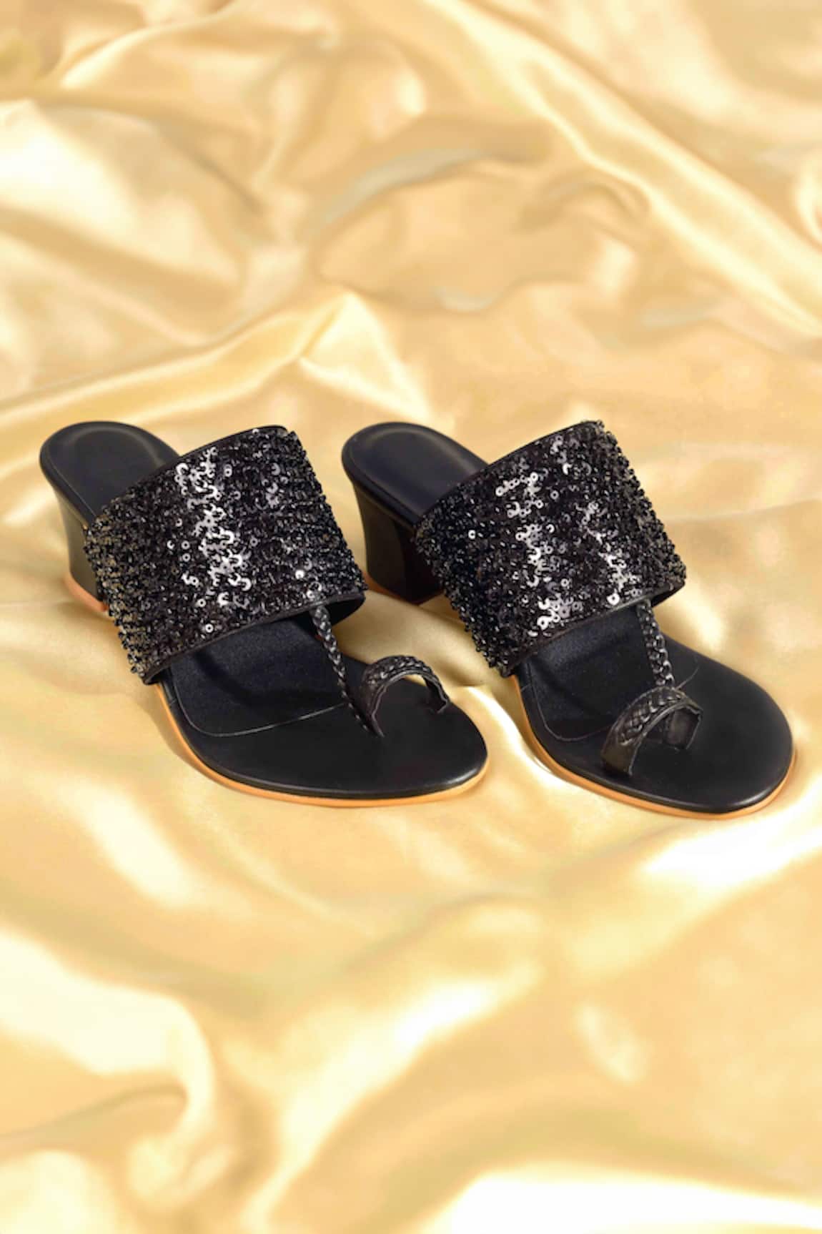 Irasoles Kaira Cutdana & Sequin Kolhapuri Block Heels 