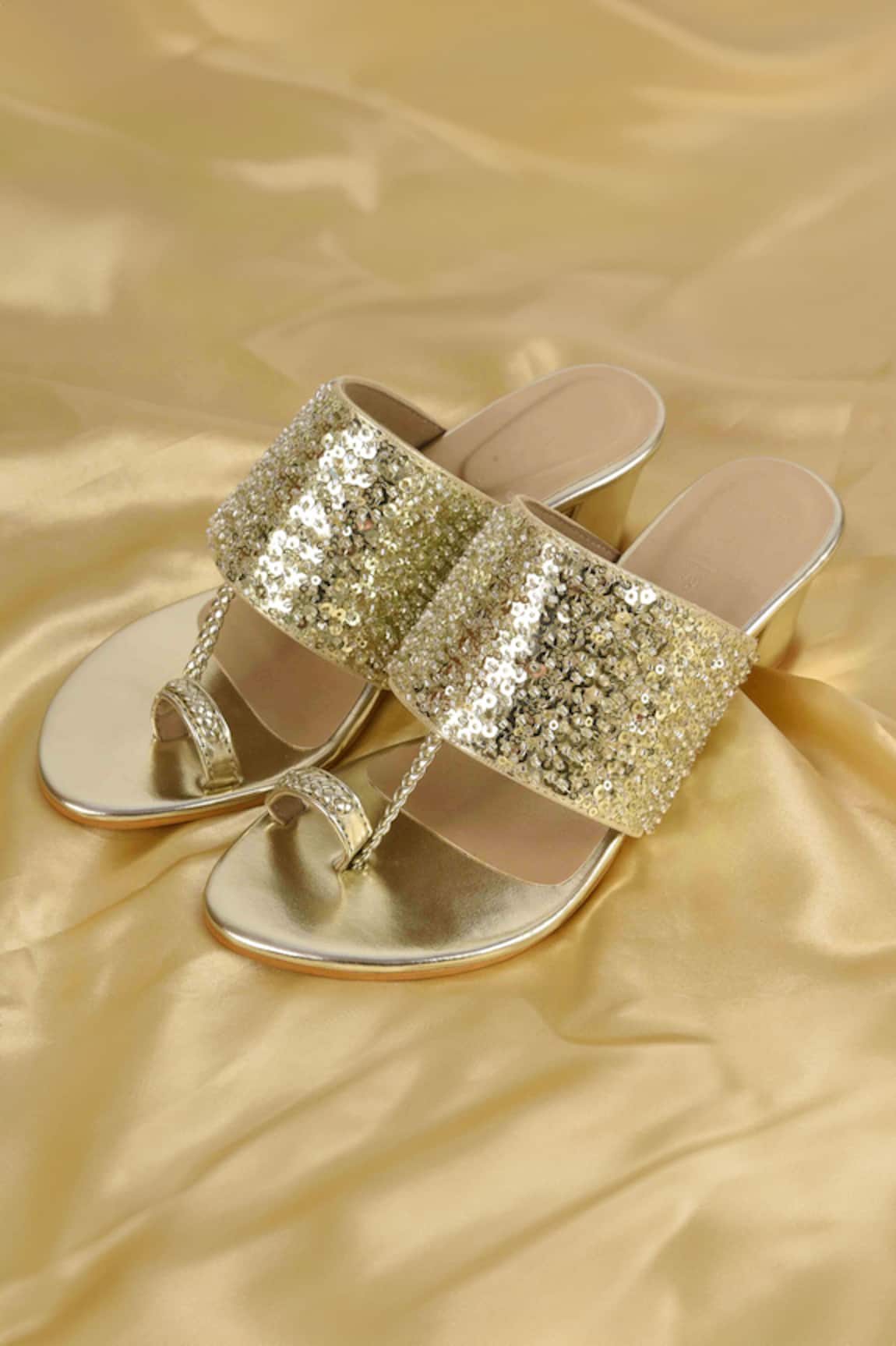 Irasoles Gold Cutdana Sequin Kolhapuri Block Heels 