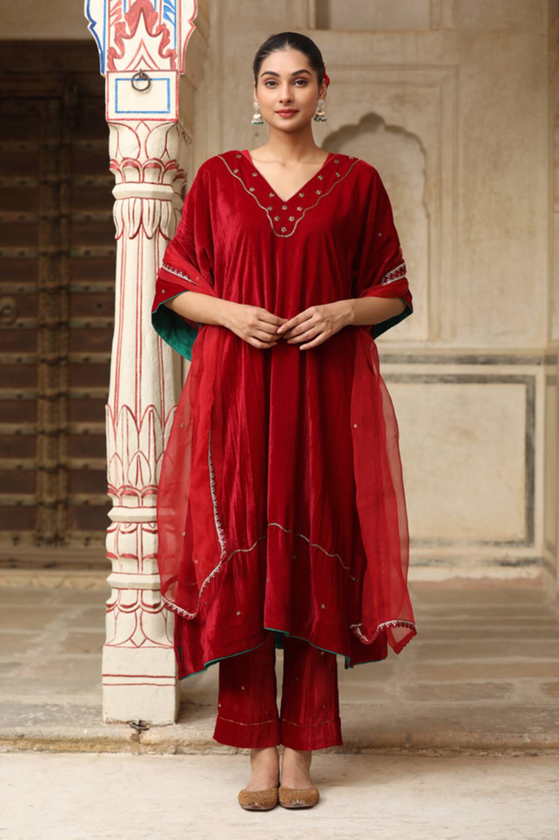 Trendy tokari Embroidered Velvet Kaftan Kurta Set 