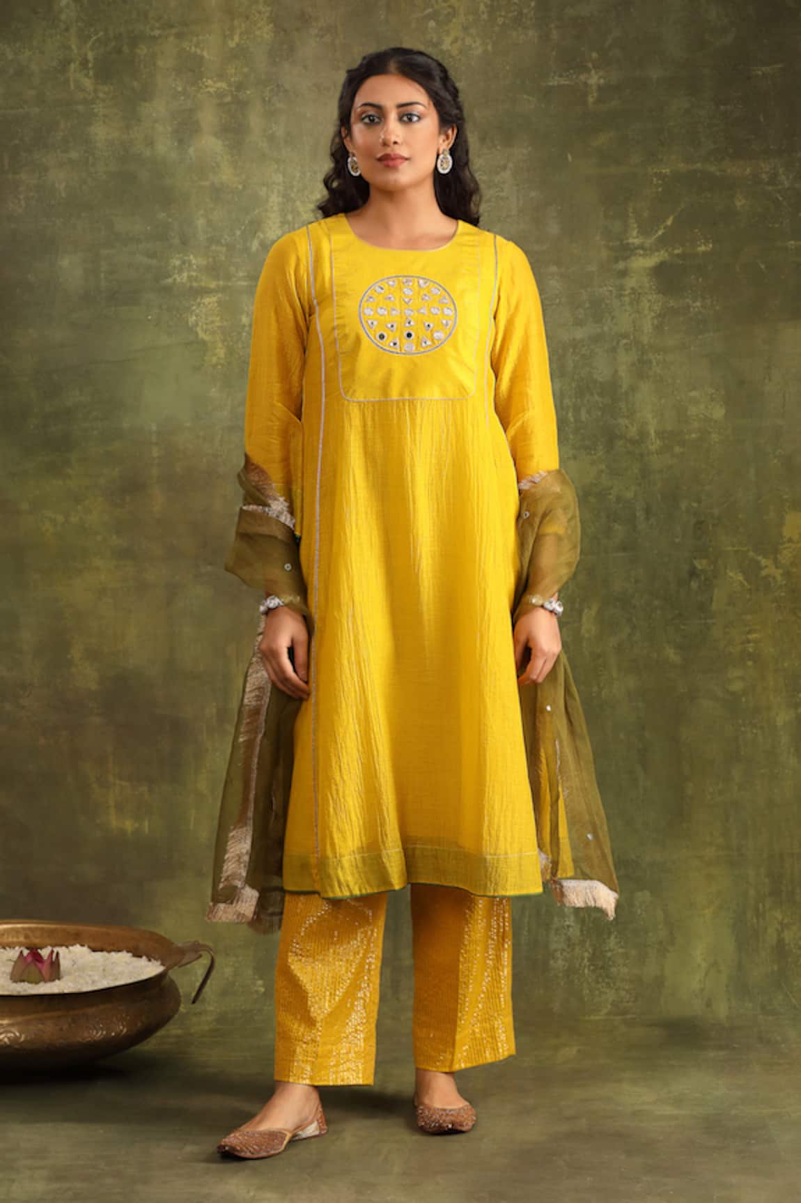 Trendy tokari Mustard Mirror Embroidered Kurta Set 