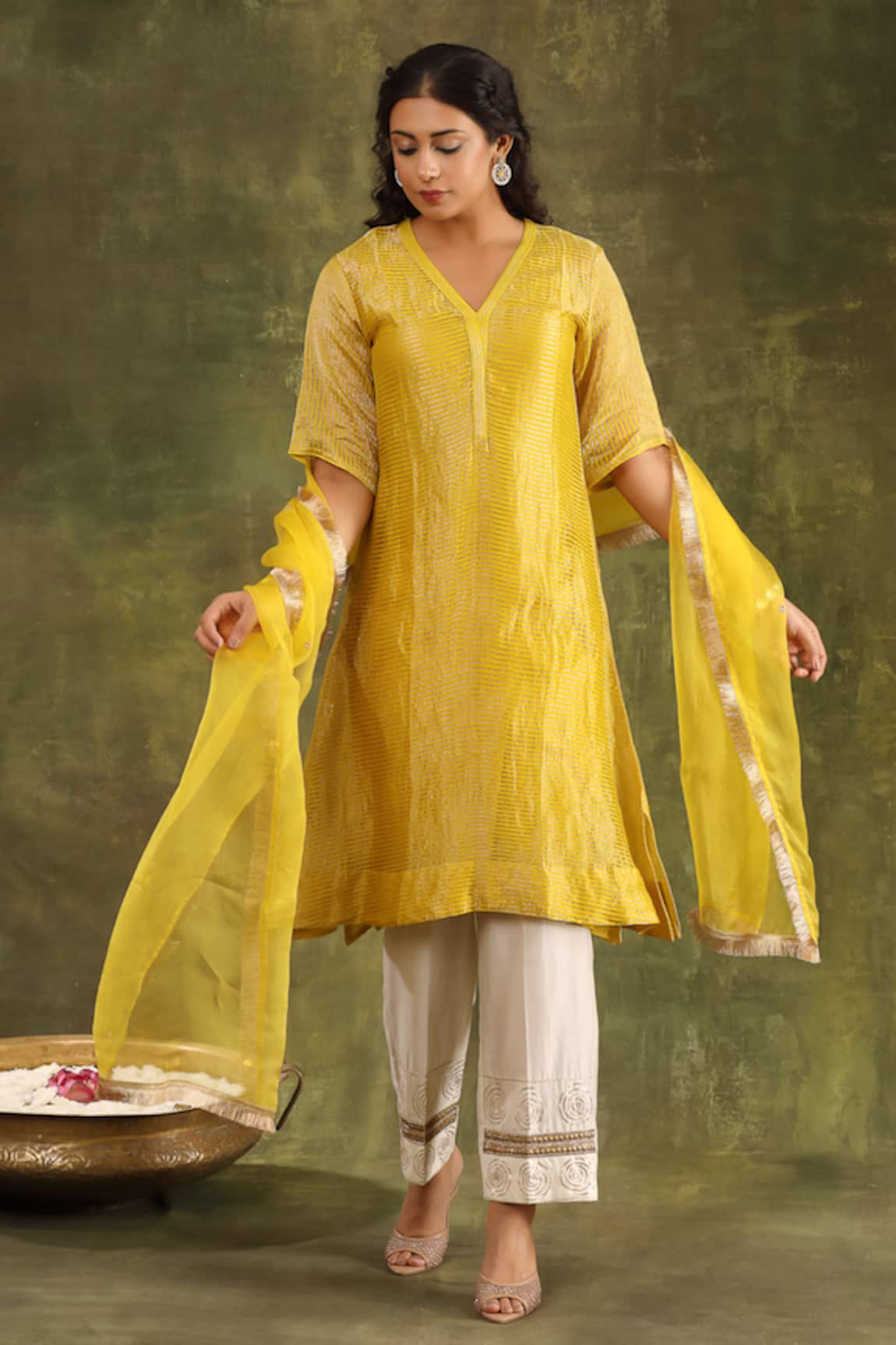 Trendy tokari Stripe Pattern A-Line Kurta Set 