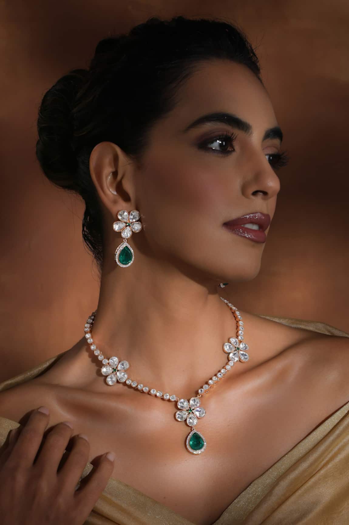 Swabhimann Polki Stone Floral Necklace Set 