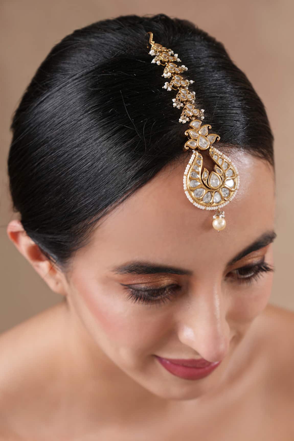 Ekathva Jaipur Moissanite Polki Embellished Maangtikka 