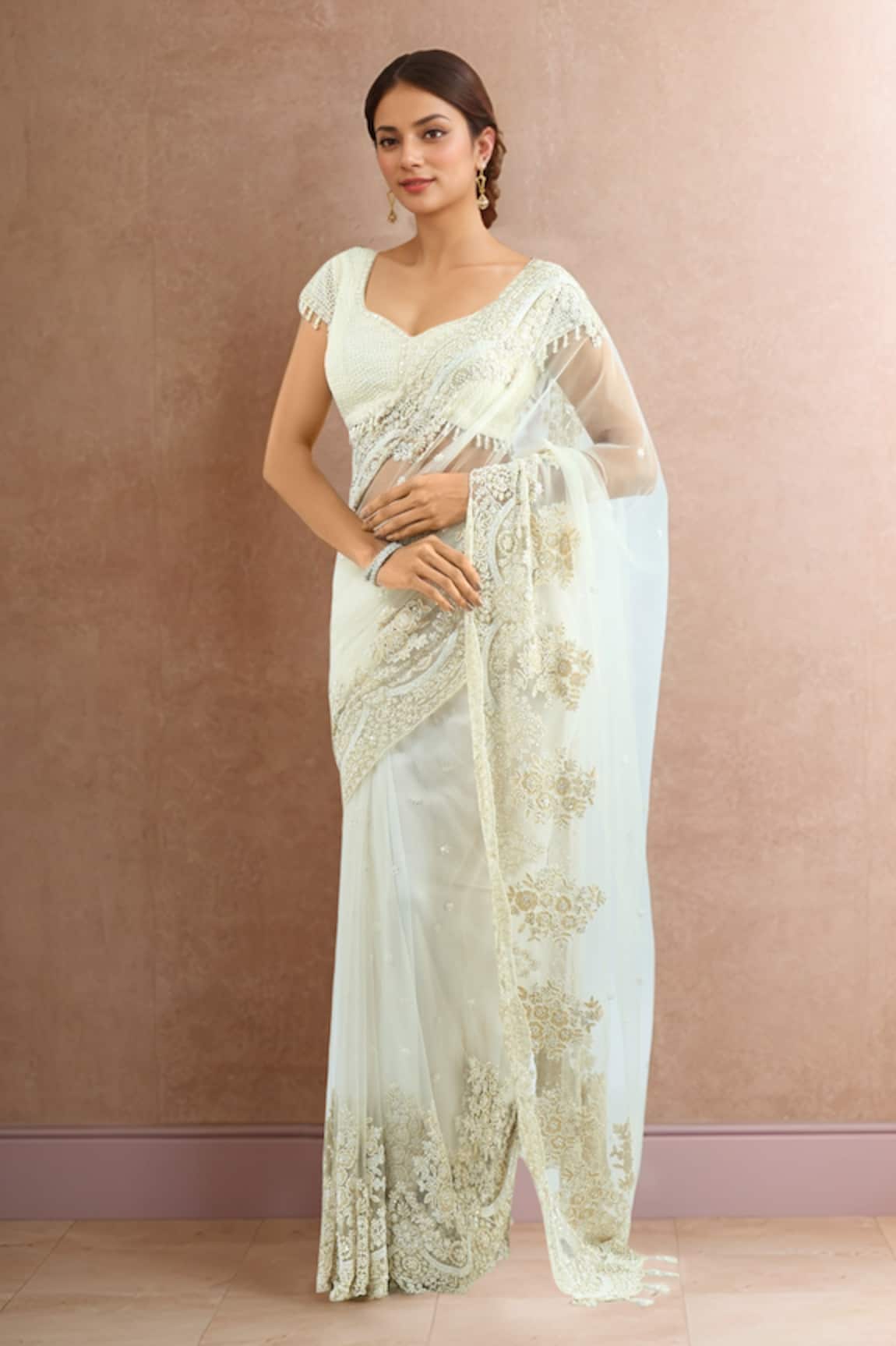 Azeera Cutdana Embroidered White Saree & Blouse 