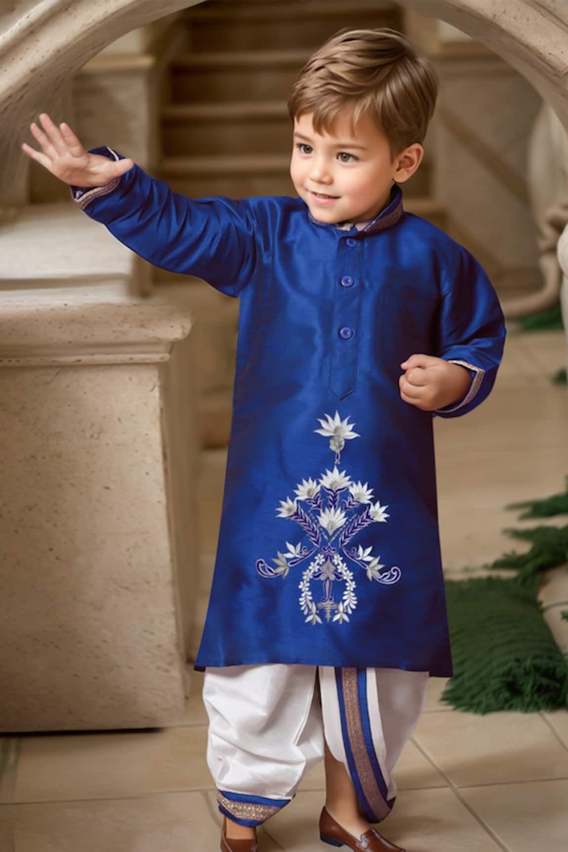 Petite Pomme Fleur Vine Embroidered Kurta Set 