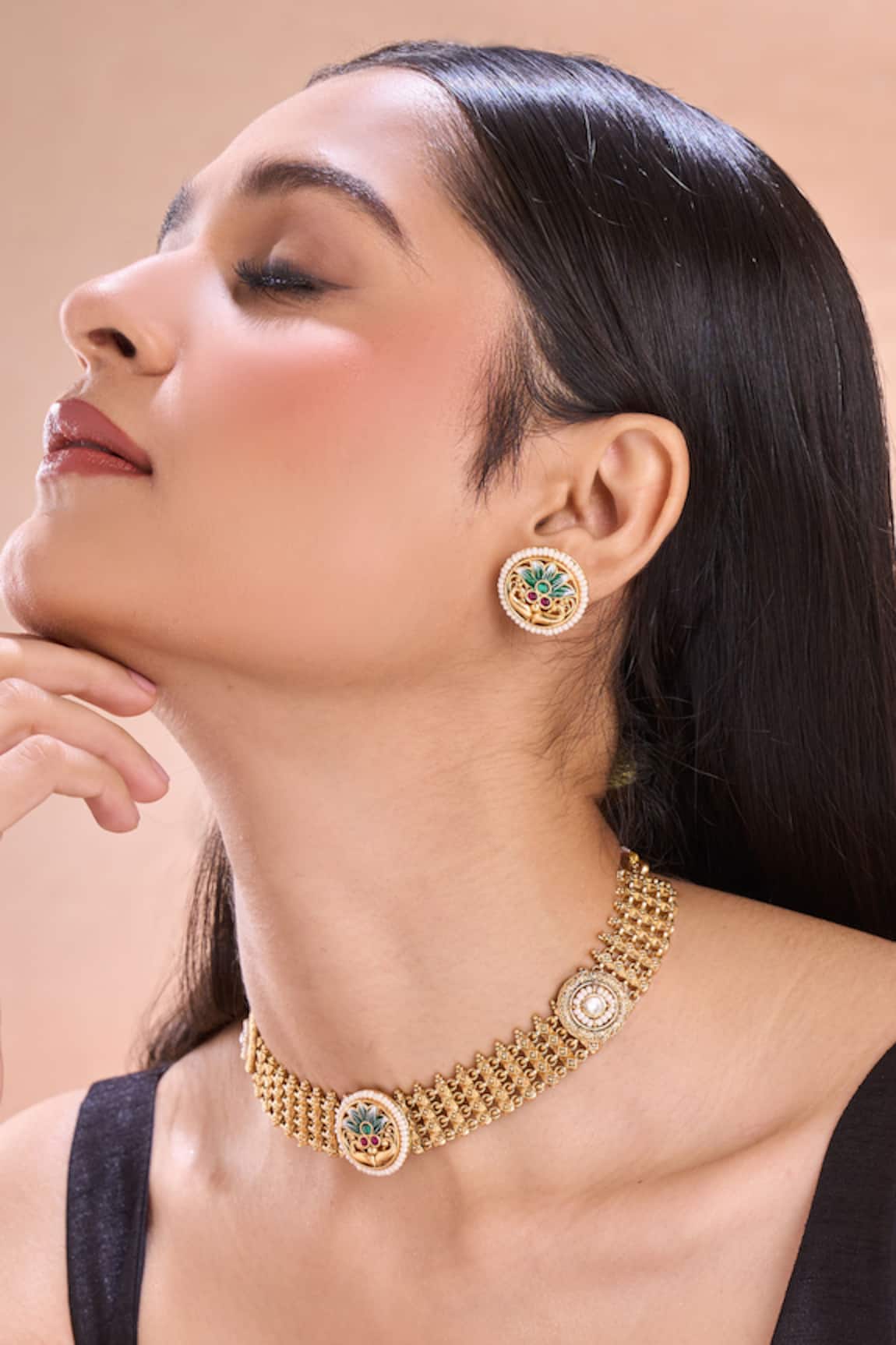 Nazaakat By Samara Singh Green Meenakari Choker Necklace Set 