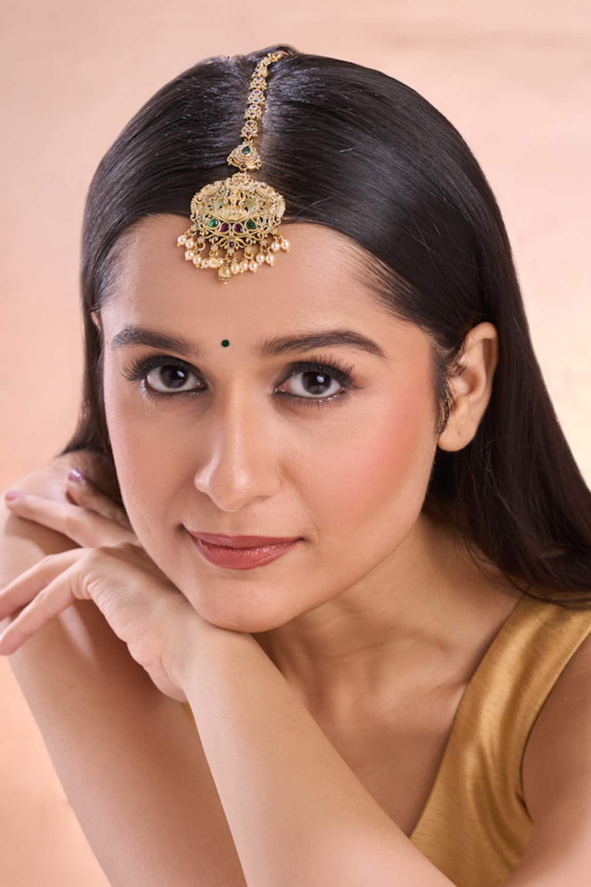 Nazaakat By Samara Singh Gold Plated Temple Maangtikka With Stones 