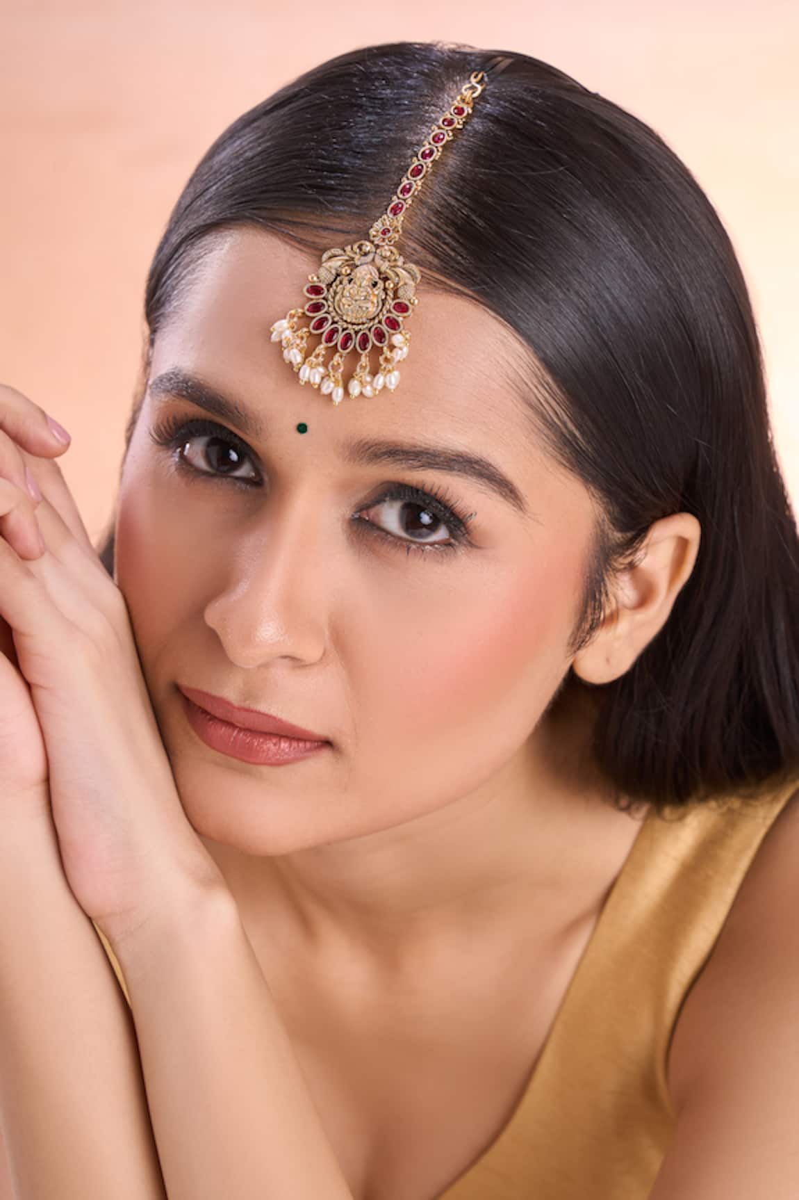 Nazaakat By Samara Singh Temple Maangtikka with Kemp Stones