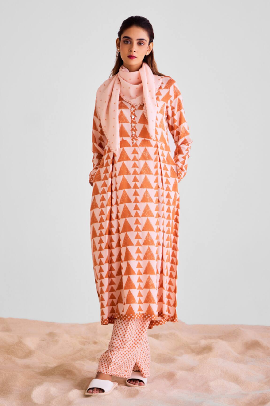 Cotton And Clay Geometric Print Kurta Set