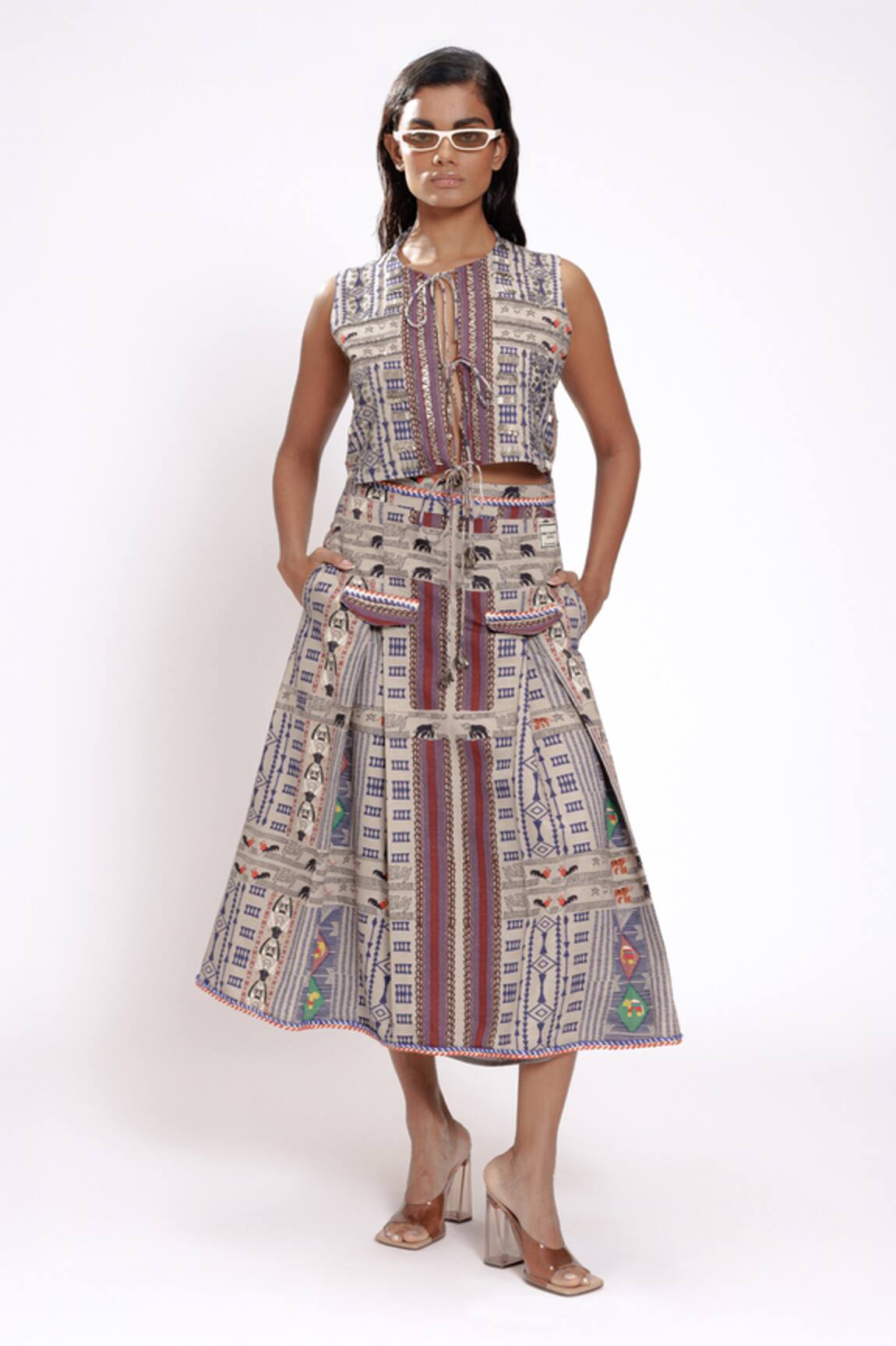 Doh Tak Keh Tribal Geometric Print Pleated Skirt 