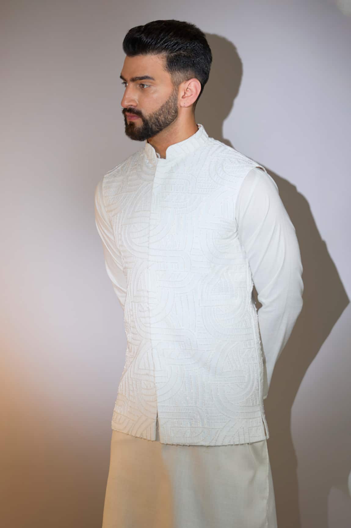 Kasbah Maze Cutdana Embroidered Bundi