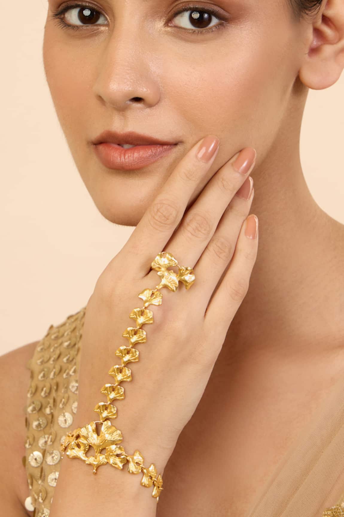 Mnsh Gold Lotus Hand Harness Bracelet