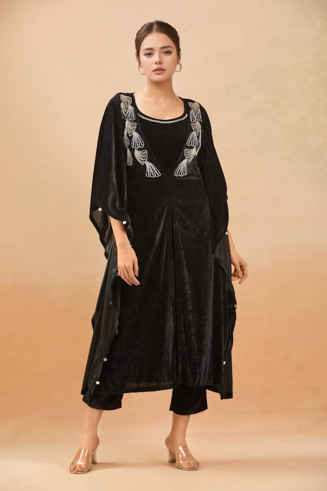 Samyukta Singhania Black Abstract Shell Kaftan Set 