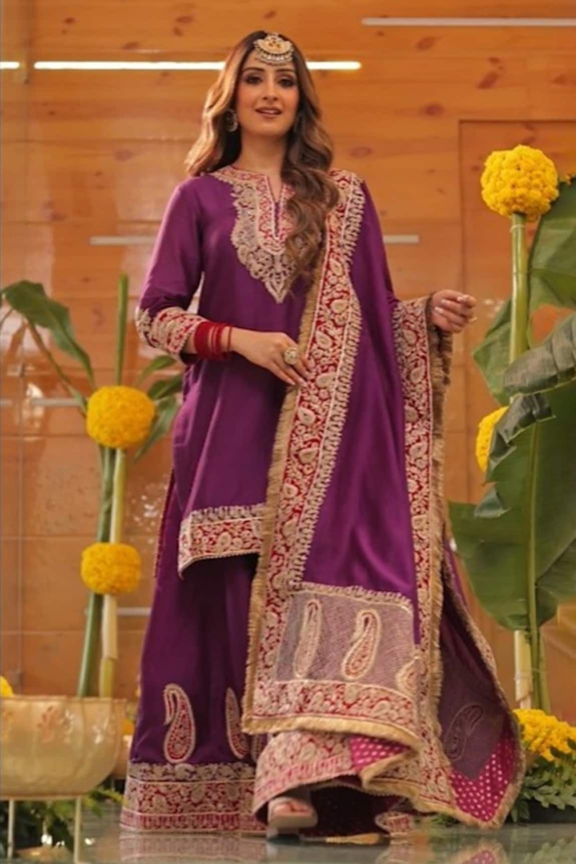 Sheetal Batra Kashmiri Tilla Embroidered Kurta Set