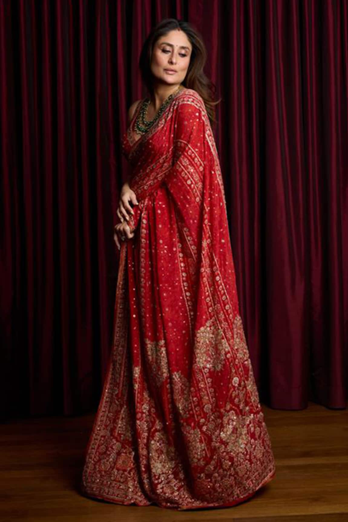 RI.Ritu Kumar Villa Silk Aari Embroidered Saree With Unstitched Blouse Fabric 