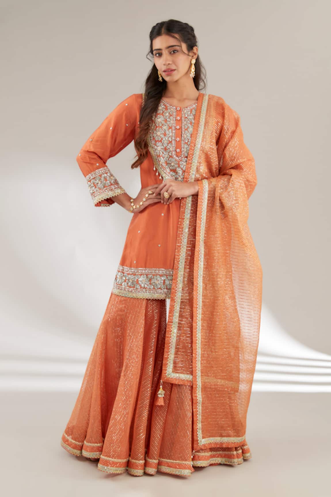 Ajiesh Oberoi Floral Nakshi Embroidered Kurta Gharara Set 