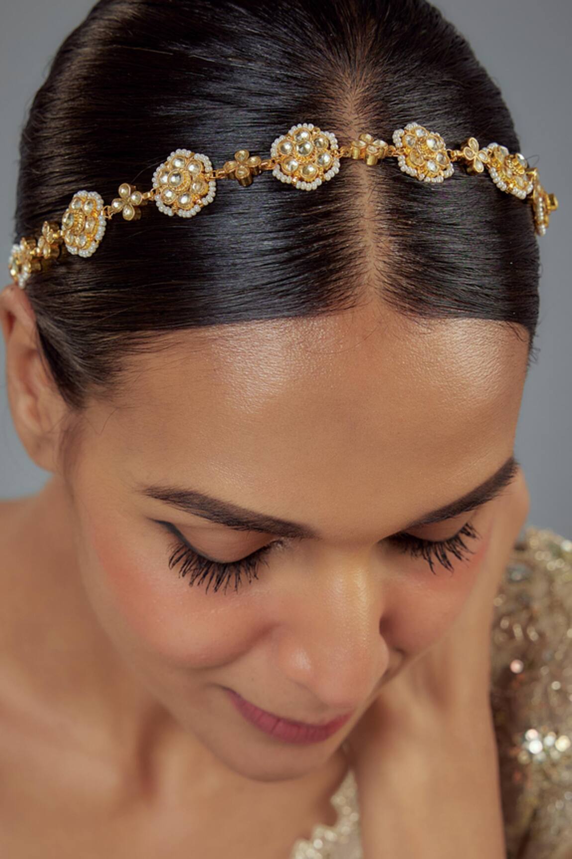 Vivinia By Vidhi Mehra Saadgi Polki Embellished Mathapatti