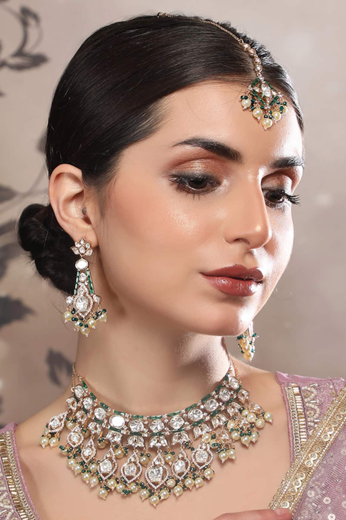 Auraa Trends Emerald Polki Kundan Necklace Set 