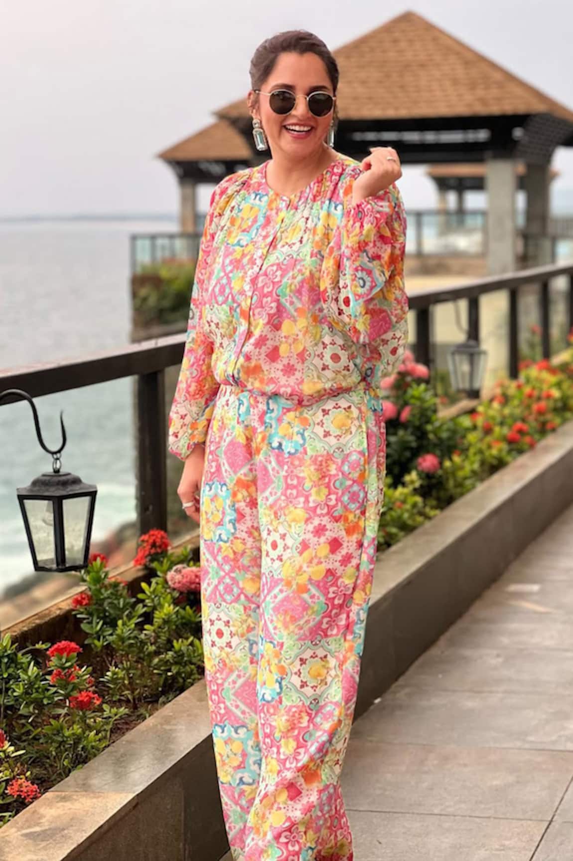 Ewoke Lemon Burst Print Flared Top With Pant