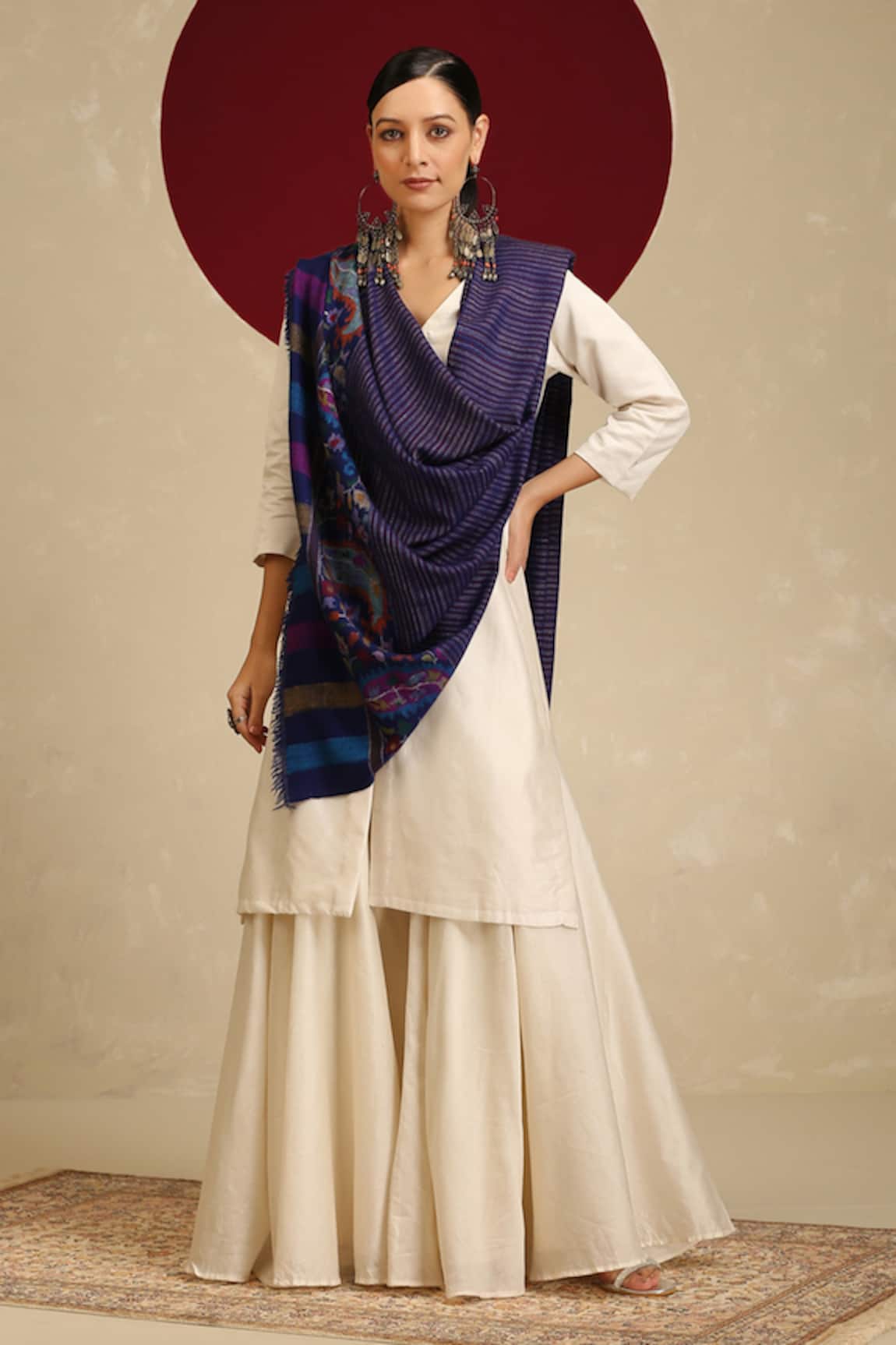 Shaza Kani Handloom Floral Motif Shawl 