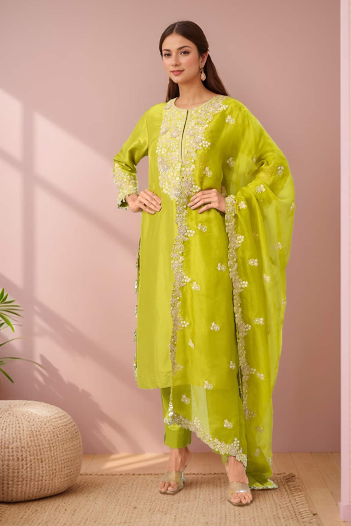 Prisho Resham Embroidered Kurta Set 