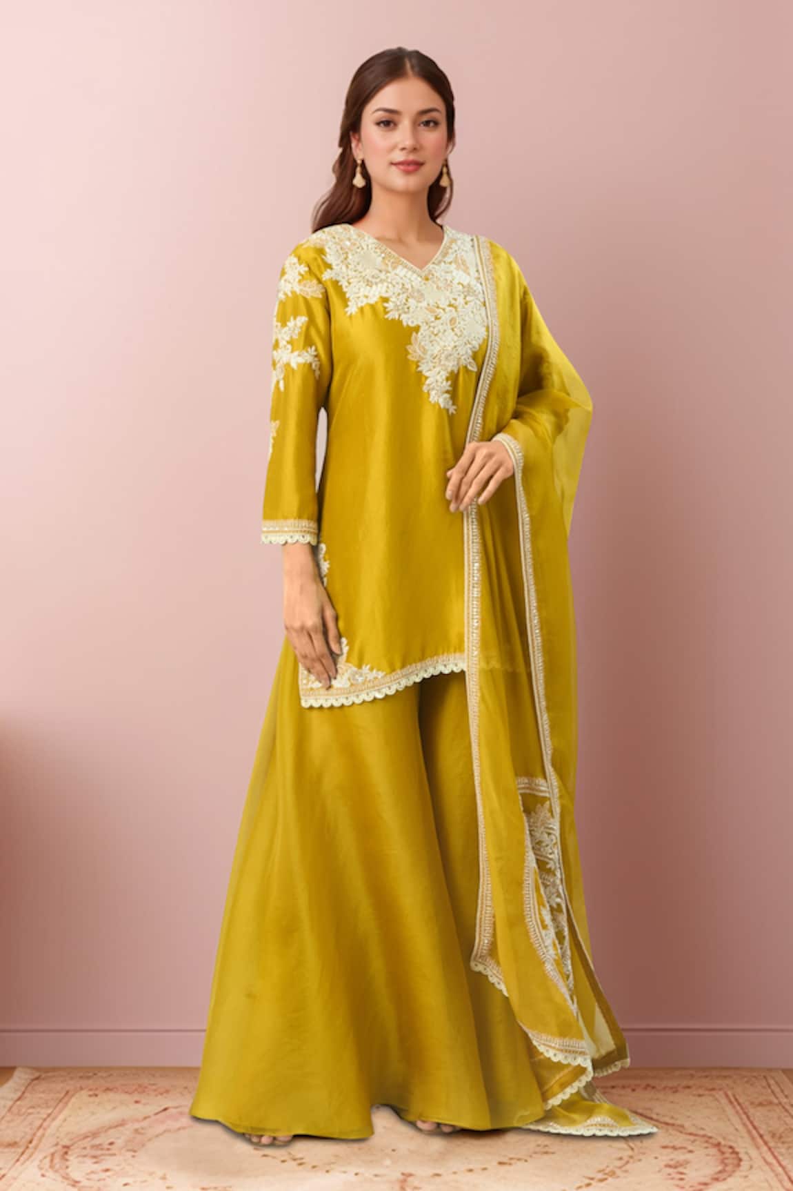 Prisho Botanical Embroidered Kurta Set With Dupatta