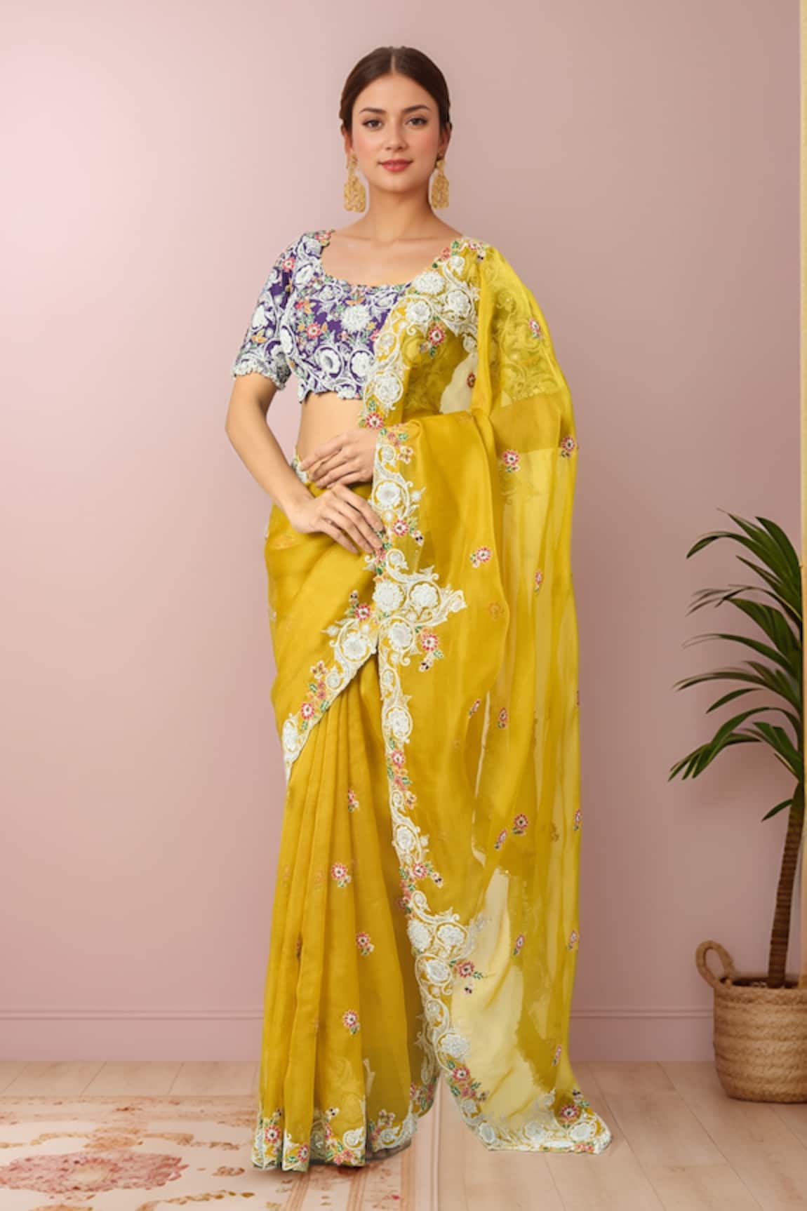 Prisho Floral Dori Embroidered Saree Set