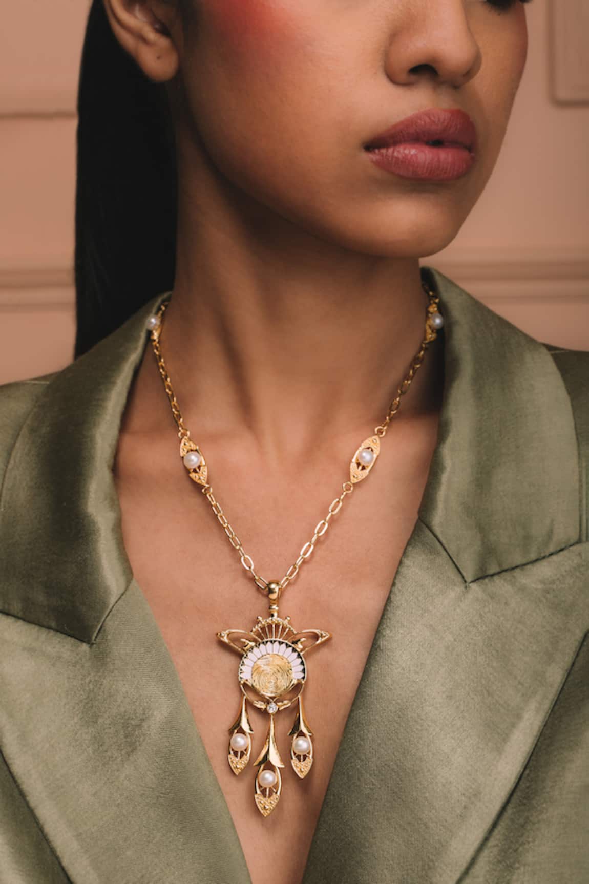 Ode Jewels Gold Pendant Necklace with Pearl Details