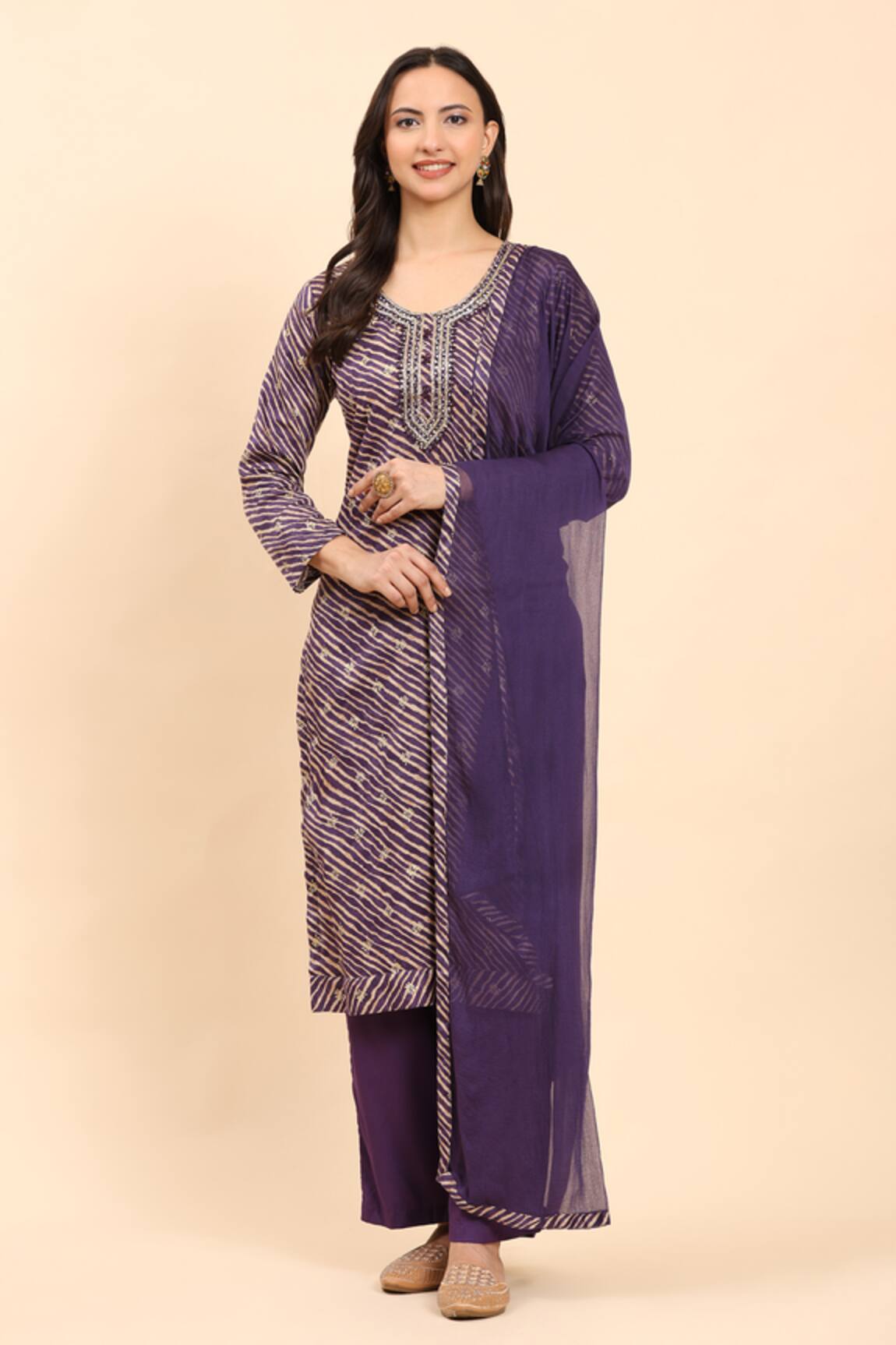 Mamicha Violet Printed Embroidered Kurta Set 