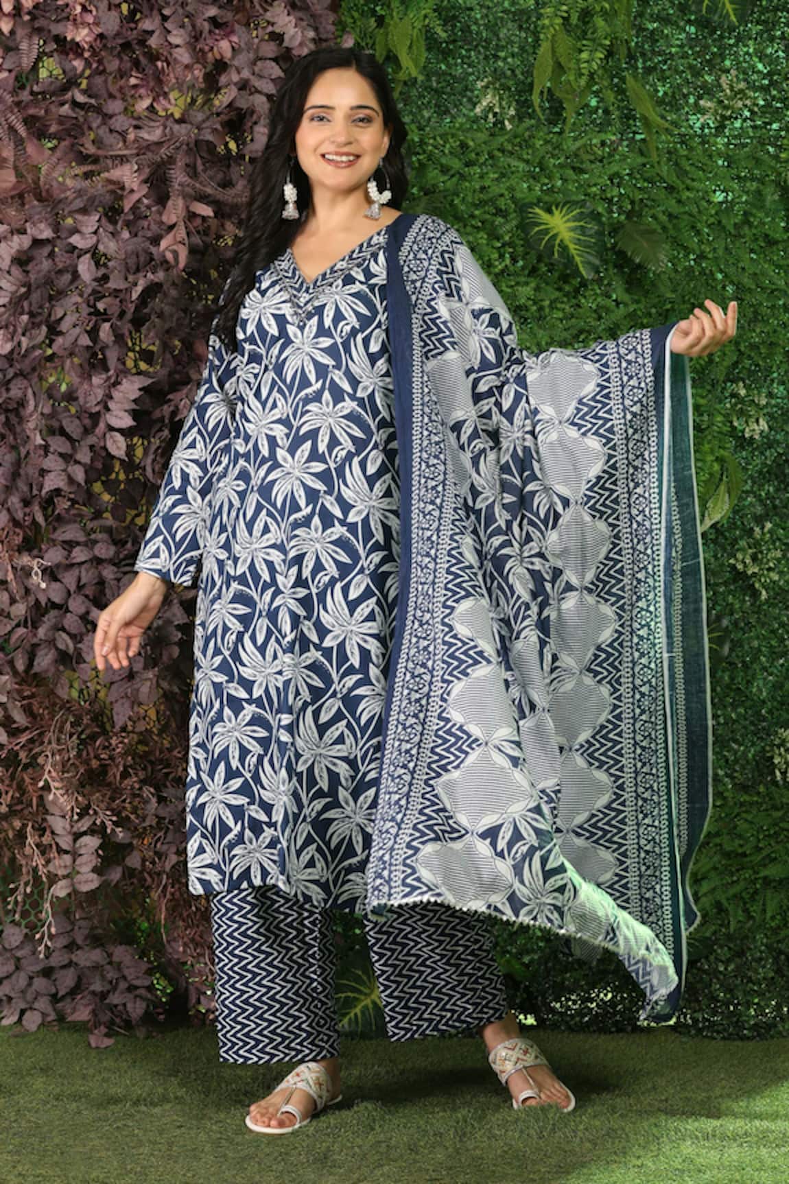 Mamicha Floral Print Cotton Kurta Palazzo Set 
